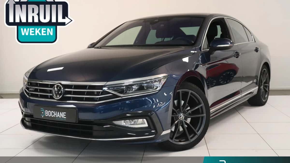 Volkswagen Passat (2022) — foto 1