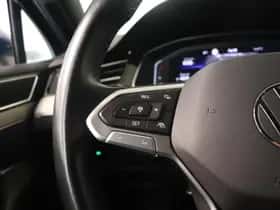 Volkswagen Passat (2022) thumbnail 20