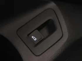 Volkswagen Passat (2022) thumbnail 31