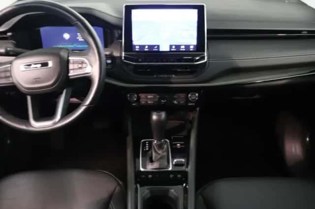 Jeep Compass (2023) thumbnail 3