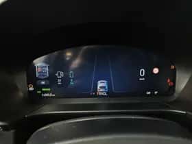 Ford Kuga (2025) thumbnail 4