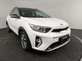 Kia Stonic (2021) thumbnail 5