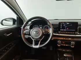 Kia Stonic (2021) thumbnail 10