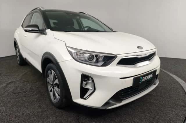 Kia Stonic (2021) thumbnail 5