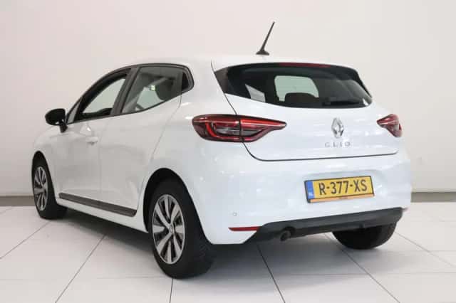 Renault Clio (2023) thumbnail 6