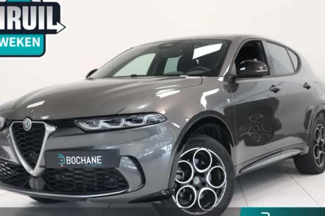 Alfa Romeo Tonale (2023) thumbnail 1