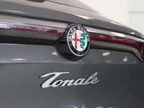 Alfa Romeo Tonale (2023) thumbnail 14