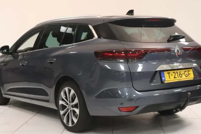 Renault Mégane (2023) thumbnail 6