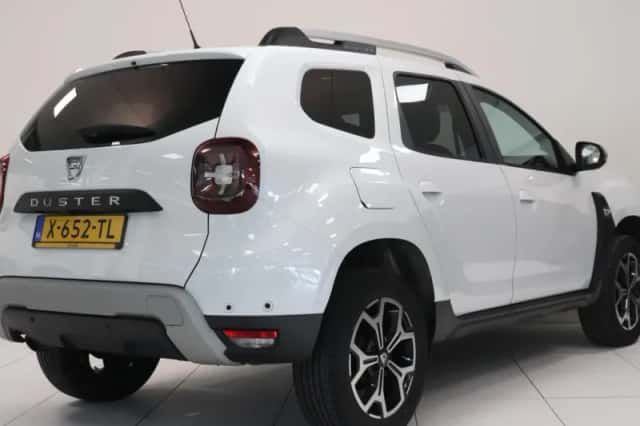 Dacia Duster (2018) thumbnail 2