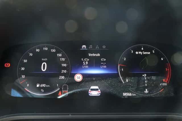 Renault Mégane (2023) thumbnail 4