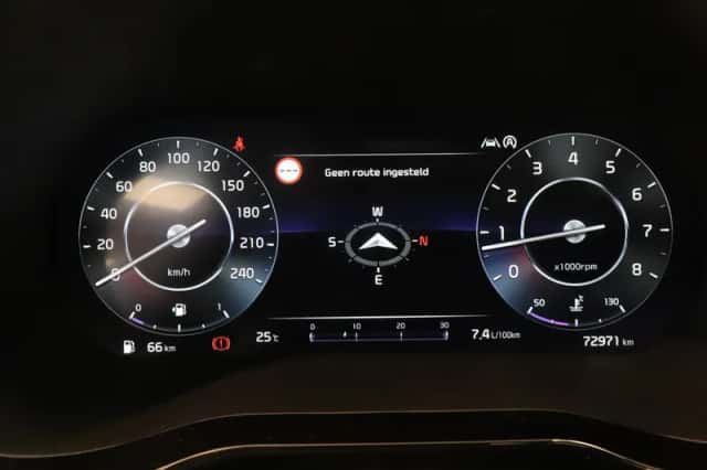 Kia XCeed (2025) thumbnail 4