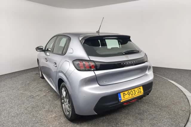 Peugeot 208 (2022) thumbnail 6