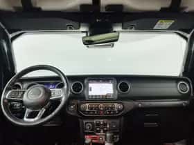 Jeep Wrangler (2021) thumbnail 3