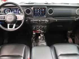 Jeep Wrangler (2021) thumbnail 3