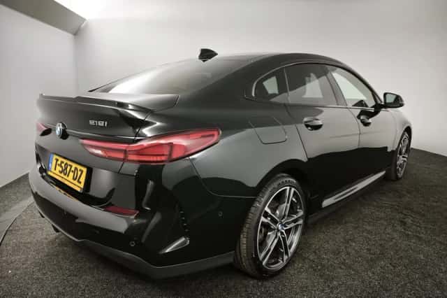 BMW 2-Serie (2023) thumbnail 2
