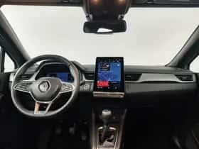 Renault Captur (2024) thumbnail 3