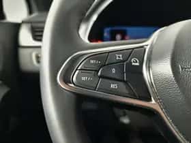 Renault Captur (2024) thumbnail 21
