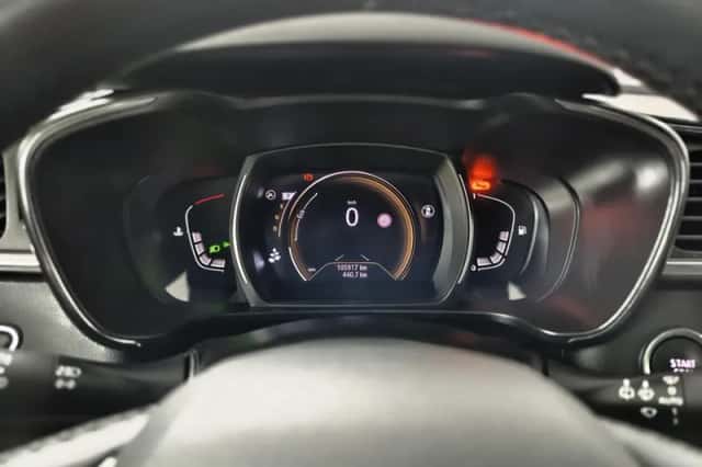 Renault Kadjar (2022) thumbnail 4