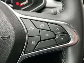 Renault Captur (2022) thumbnail 21
