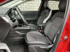 Renault Captur (2022) thumbnail 7