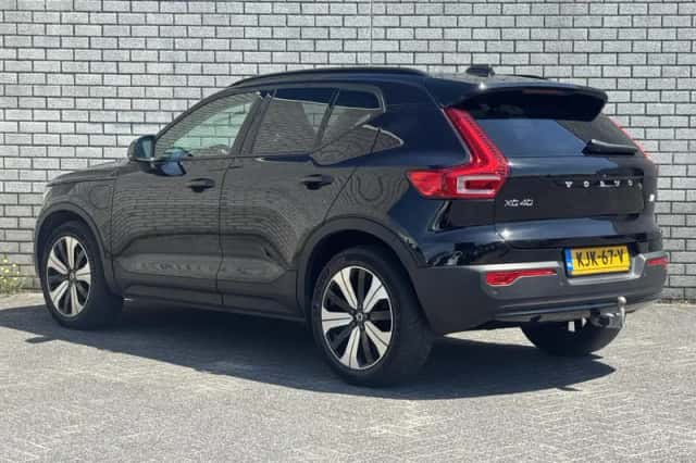 Volvo XC40 (2022) thumbnail 5