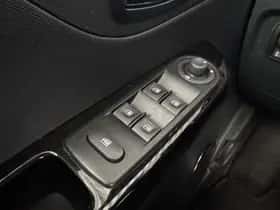 Renault Captur (2015) thumbnail 16