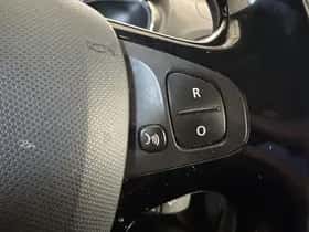 Renault Captur (2015) thumbnail 18