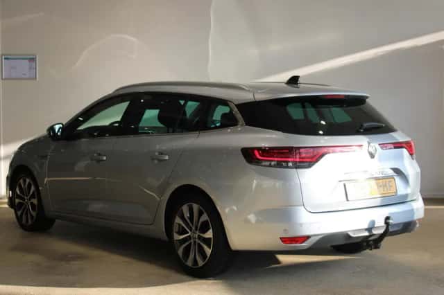 Renault Mégane (2023) thumbnail 6