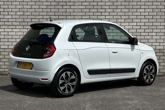 Renault Twingo (2022) thumbnail 2