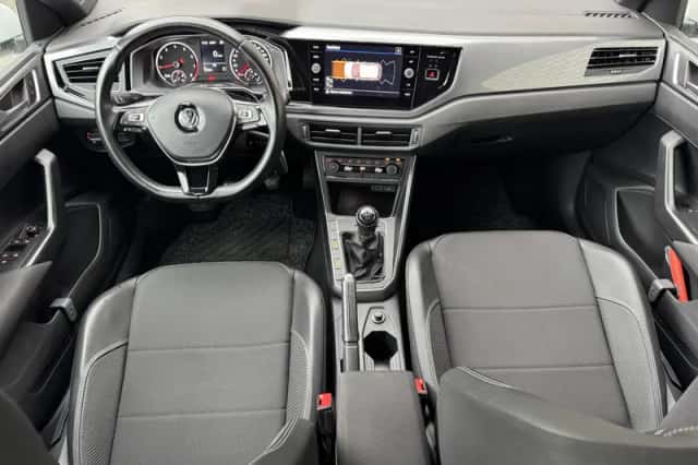 Volkswagen Polo (2021) thumbnail 3