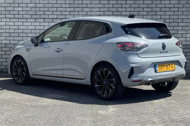 Renault Clio (2024) thumbnail 6