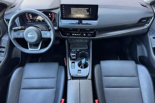 Nissan X-Trail (2023) thumbnail 3