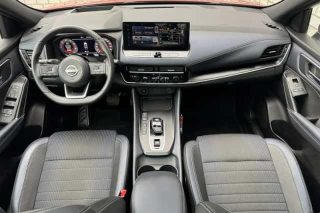 Nissan Qashqai (2023) thumbnail 3