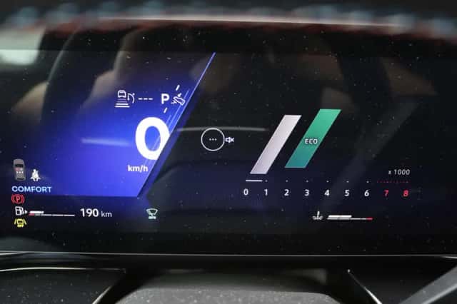 Renault Austral (2025) thumbnail 4