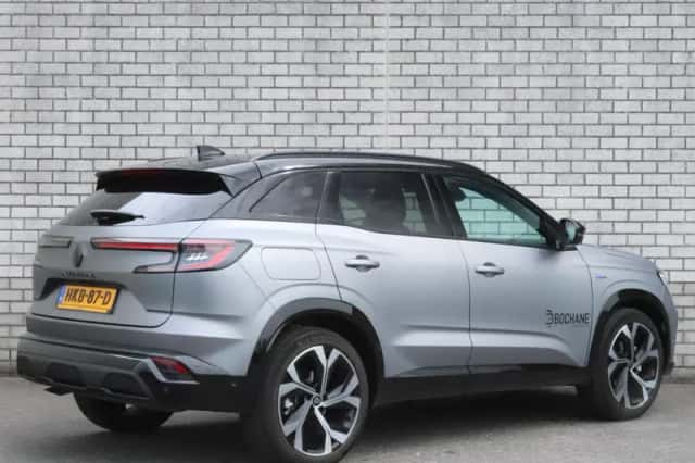 Renault Austral (2025) thumbnail 2