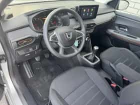 Dacia Sandero Stepway (2022) thumbnail 30