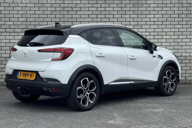 Mitsubishi ASX (2024) thumbnail 2