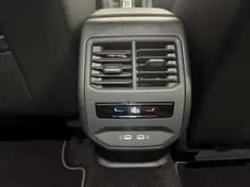 SEAT Leon (2022) thumbnail 8