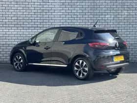 Renault Clio (2023) thumbnail 6