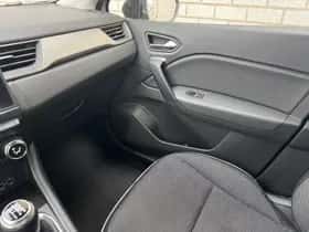 Renault Captur (2020) thumbnail 12
