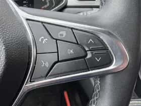 Renault Captur (2020) thumbnail 25