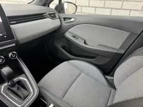 Renault Clio (2024) thumbnail 32