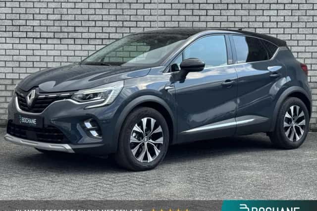 Renault Captur (2023) thumbnail 1