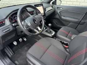 Renault Captur (2022) thumbnail 24