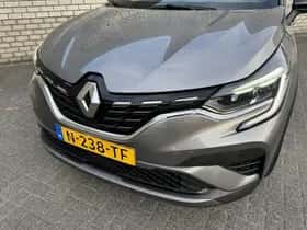 Renault Captur (2022) thumbnail 25
