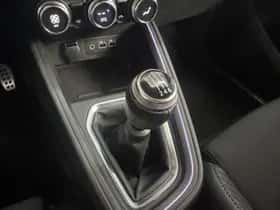 Renault Clio (2024) thumbnail 25