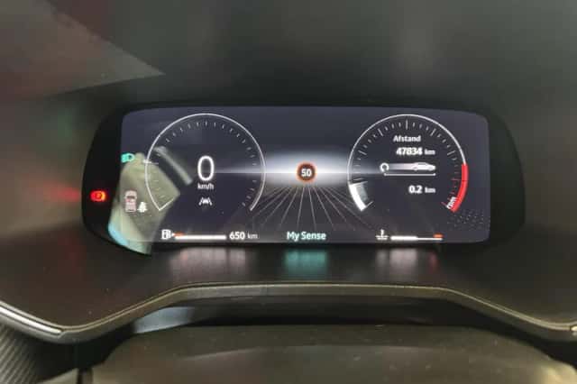 Renault Clio (2024) thumbnail 4
