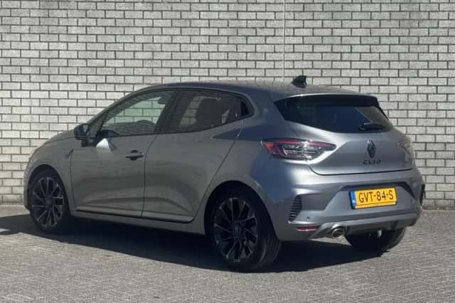 Renault Clio (2024) thumbnail 6