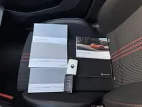 Renault Clio (2021) thumbnail 37