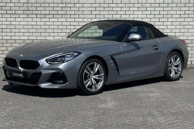 BMW Z4 (2024) thumbnail 2